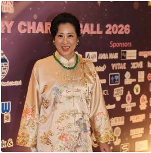 他倆才是最牛岳父母,3個女兒全嫁百億富豪