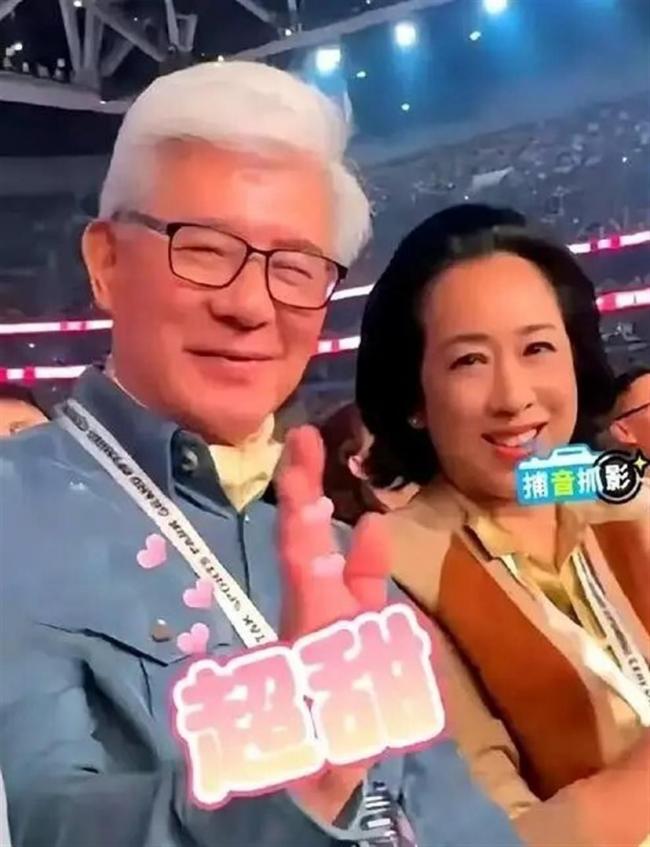 他倆才是最牛岳父母,3個女兒全嫁百億富豪