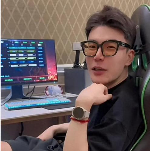 「京圈頂級富二代」，塌房了