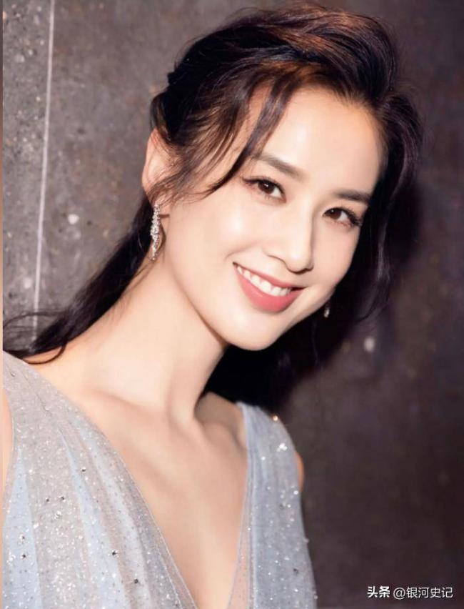 楊子帶23歲新女友見91歲母親，銅錢盆搶鏡