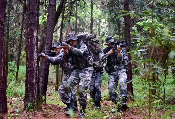 中國偵察兵。&nbsp;&nbsp;&nbsp;圖:翻攝自百度