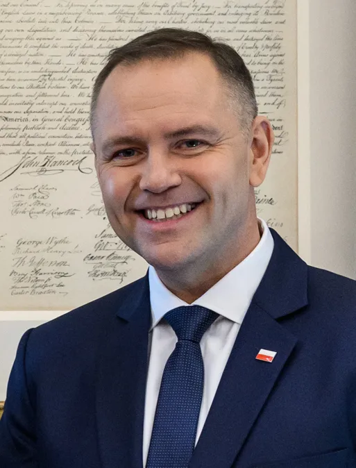  alt=