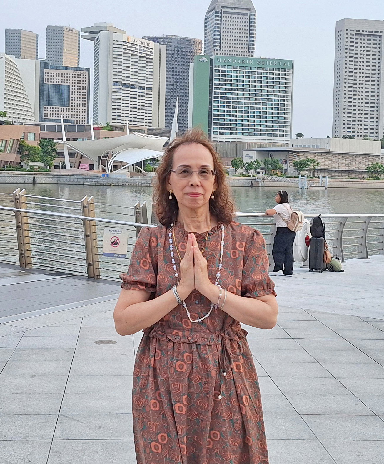 法轮功学员月真恭祝师尊生日快乐。她感恩大法师父的无量给予，改变了自己的苦难人生。（图片由受访者本人提供）