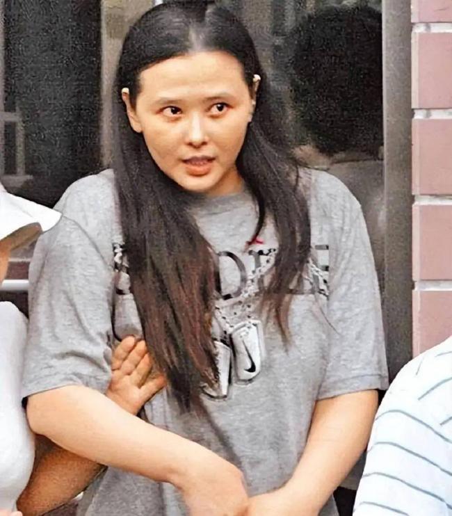 最美女星坏事干尽：三次入狱、被摘5个器官