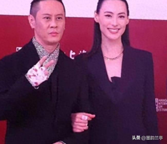 連生3子沒做成李嘉誠兒媳，她轉身成甘肅兒媳