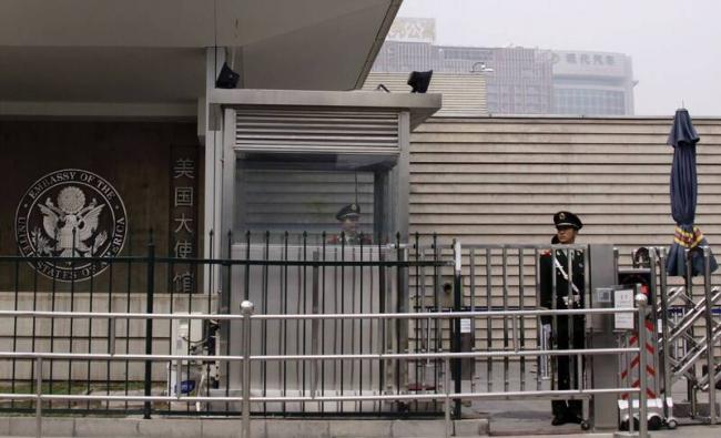华裔公民小心,美驻中使领馆连发3文示警