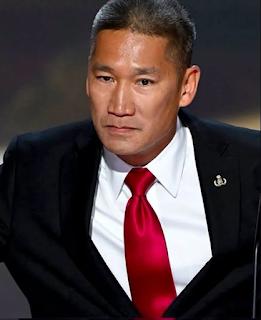 “如果你不愿意遵守美国法律并融入美国文化，就不要来到这个国家追寻美国梦！”