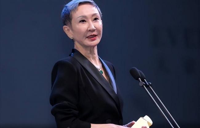 托舉天才的三十六年,她透支了所有的福報
