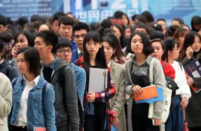 从清纯学生到夜场玩物，中国这项黑产，有多可怕