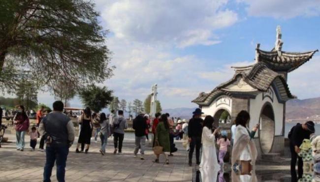 民宿卷到五十元包早餐!大理的老闆集體虧慘