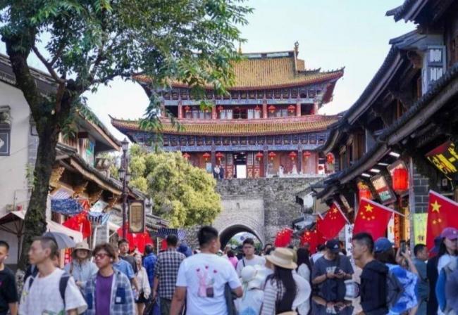 民宿卷到五十元包早餐!大理的老闆集體虧慘