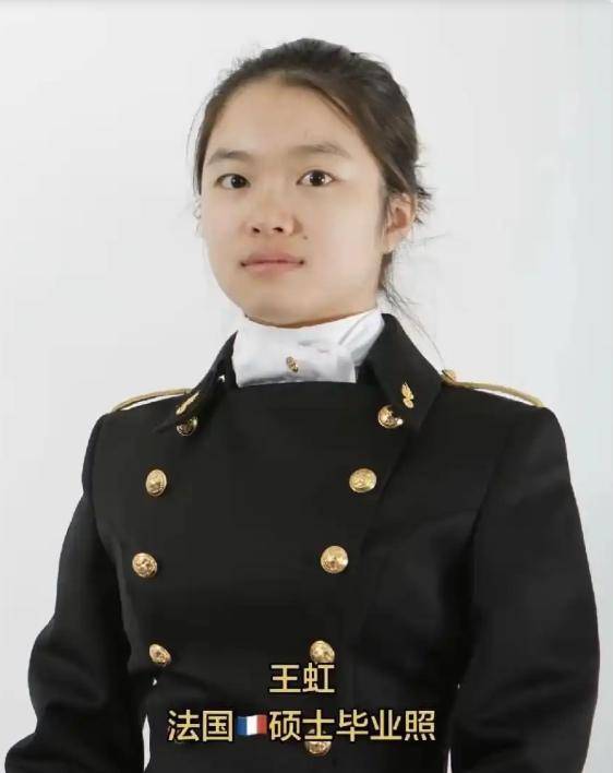 原來他是王虹父親,為女兒放棄政府的工作
