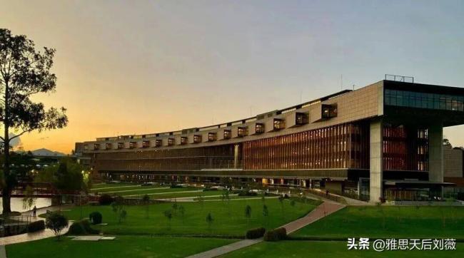 李小璐高調送女兒去美讀夏校,爬藤神器還靈嗎