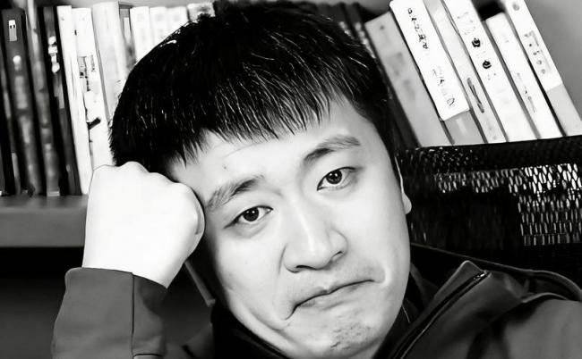 前有張雪峰,後有姜小柔:人是要「避讖」的