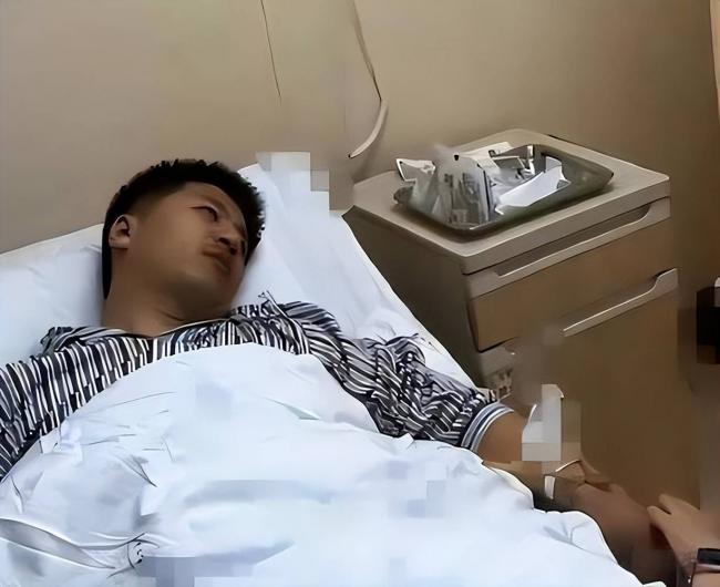 前有張雪峰,後有姜小柔:人是要「避讖」的