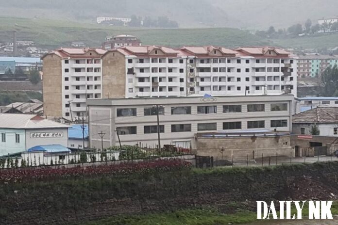 管控反而让人不相信银行，私下汇款复苏