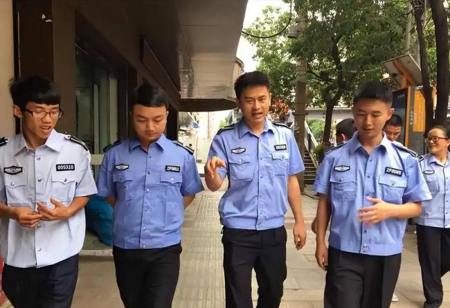 中國式勞務派遣,正在吃掉一代普通人