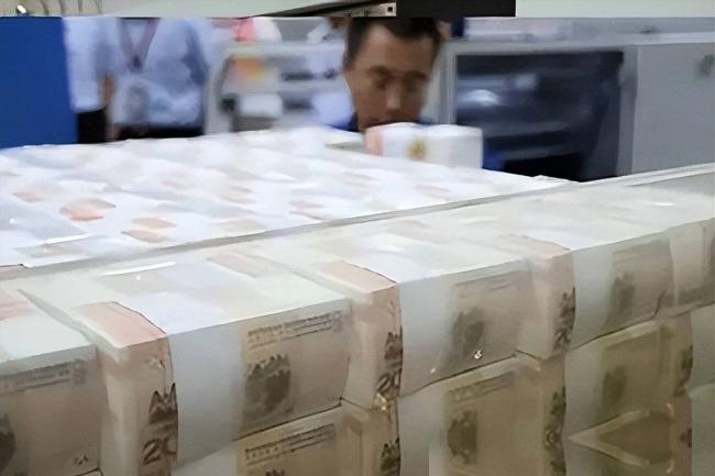 印钞厂职工为啥不偷钞票？真相让人大吃一惊