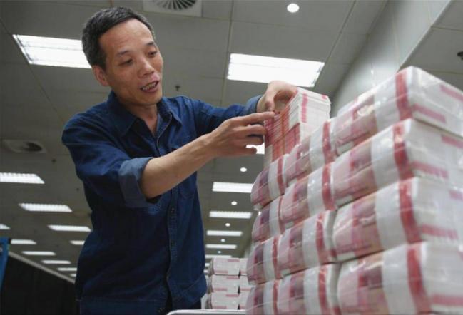 印钞厂职工为啥不偷钞票？真相让人大吃一惊