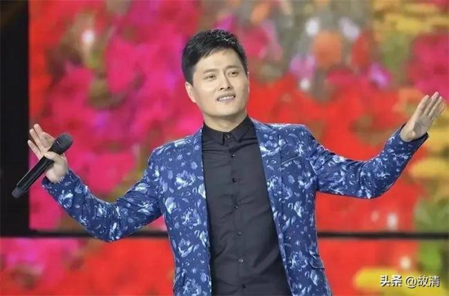 抛弃妻女娶小三，如今他的下场只能算“活该”