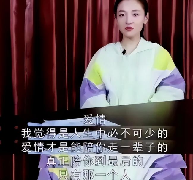 饱受原生家庭之痛的女星,经历一个比一个窒息