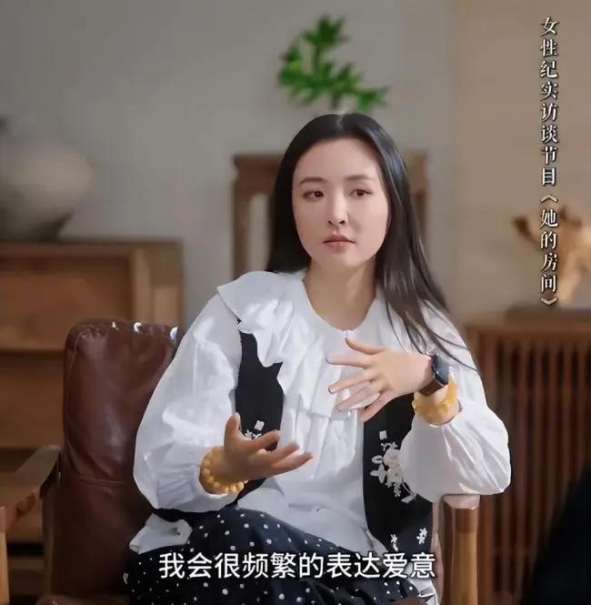 饱受原生家庭之痛的女星,经历一个比一个窒息