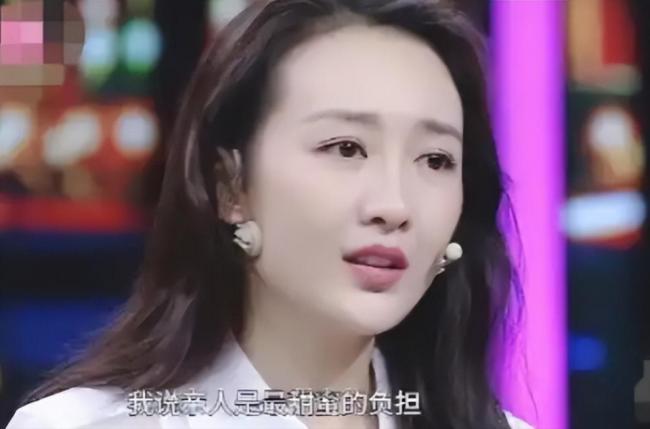 饱受原生家庭之痛的女星,经历一个比一个窒息