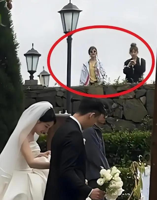 饱受原生家庭之痛的女星,经历一个比一个窒息