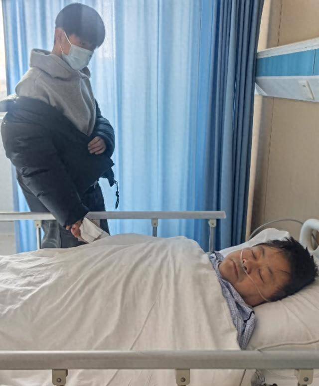 61岁自曝病床照的洪剑涛,给所有中老年提了个醒