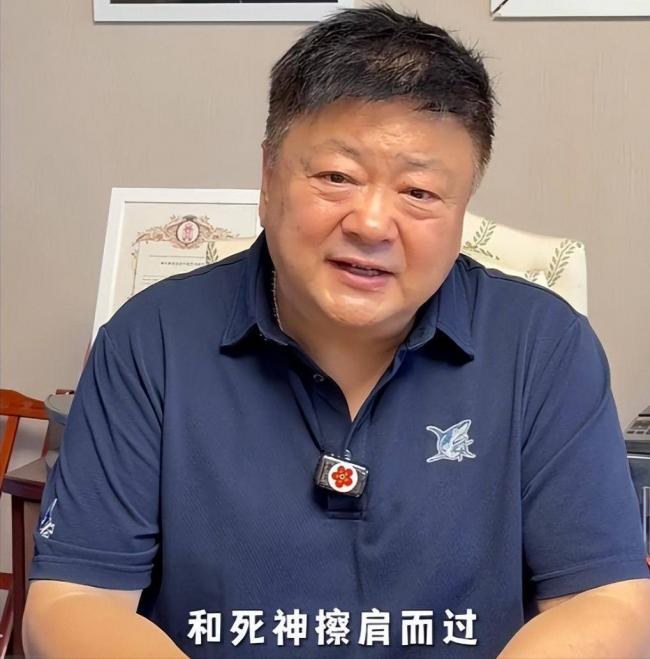 61岁自曝病床照的洪剑涛,给所有中老年提了个醒