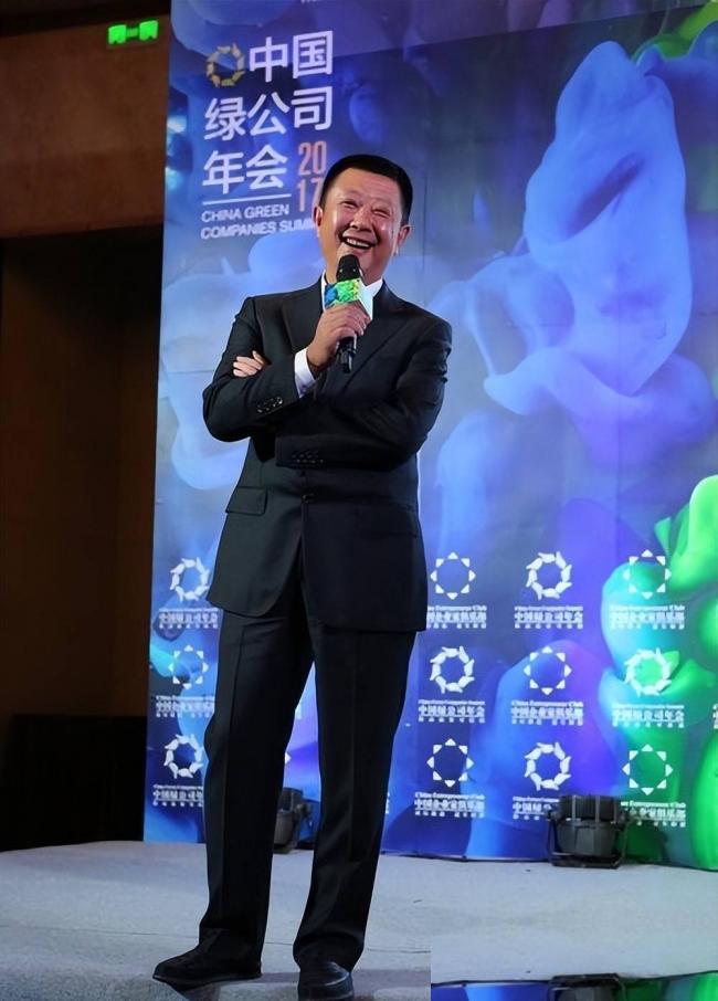 半年就从中国赚二十多亿,火锅巨头定居新加坡