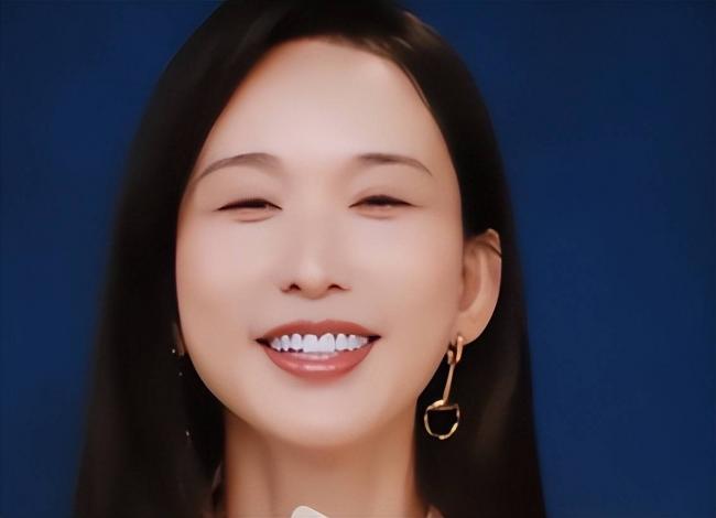 这是林志玲?眼睛小到认不出,被嘲是老太太